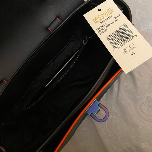 Michael Kors Manhattan Medium Contrast Trim Leather Satchel Stud Signature Bag - Picture 6 of 6